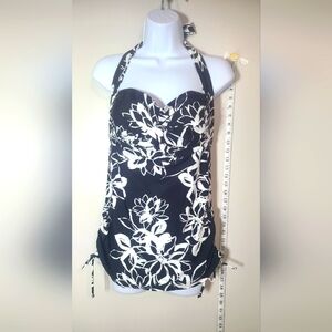 Swim dress Black & white - Love my‎ curves one piece- S8ze 12